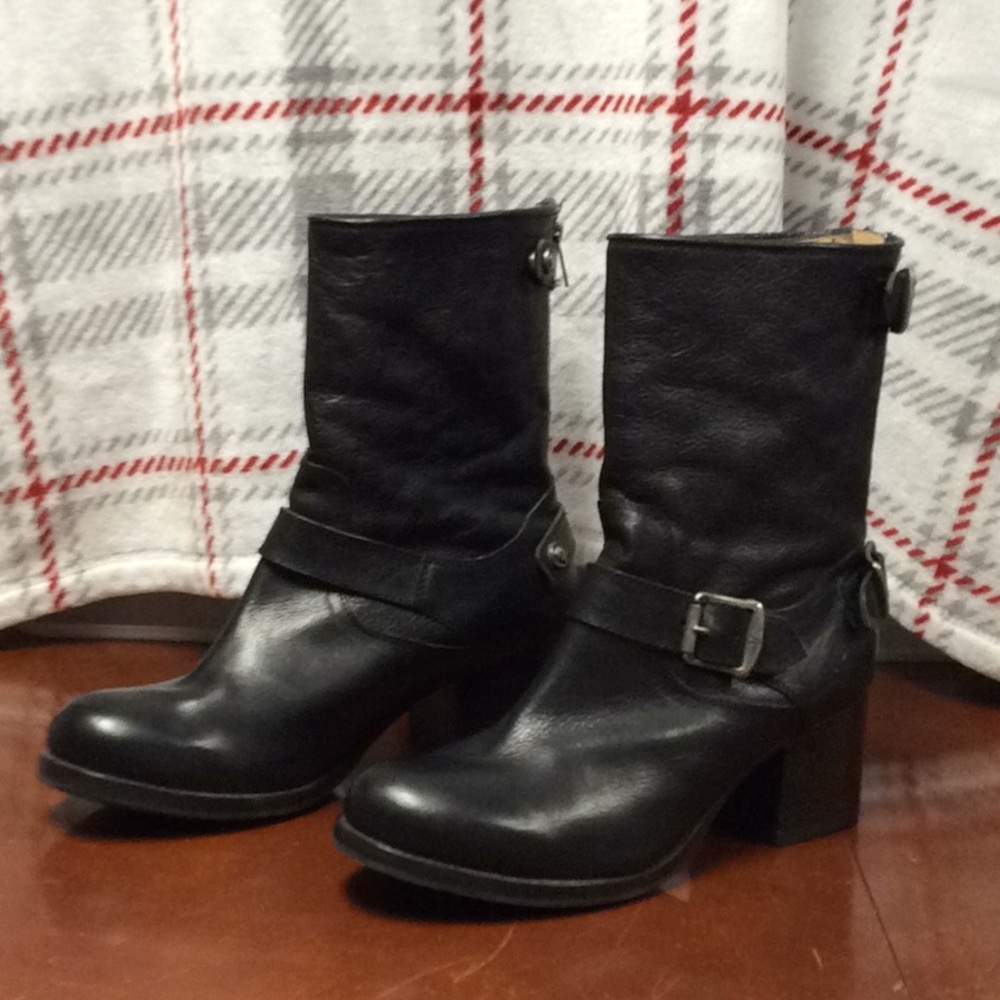 Frye “Karla” engineer black leather short boots